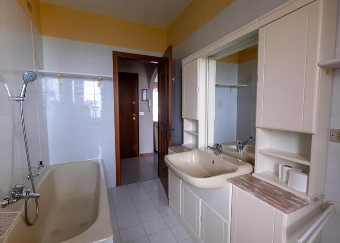 Casa Turistica * Marina dʼAndora